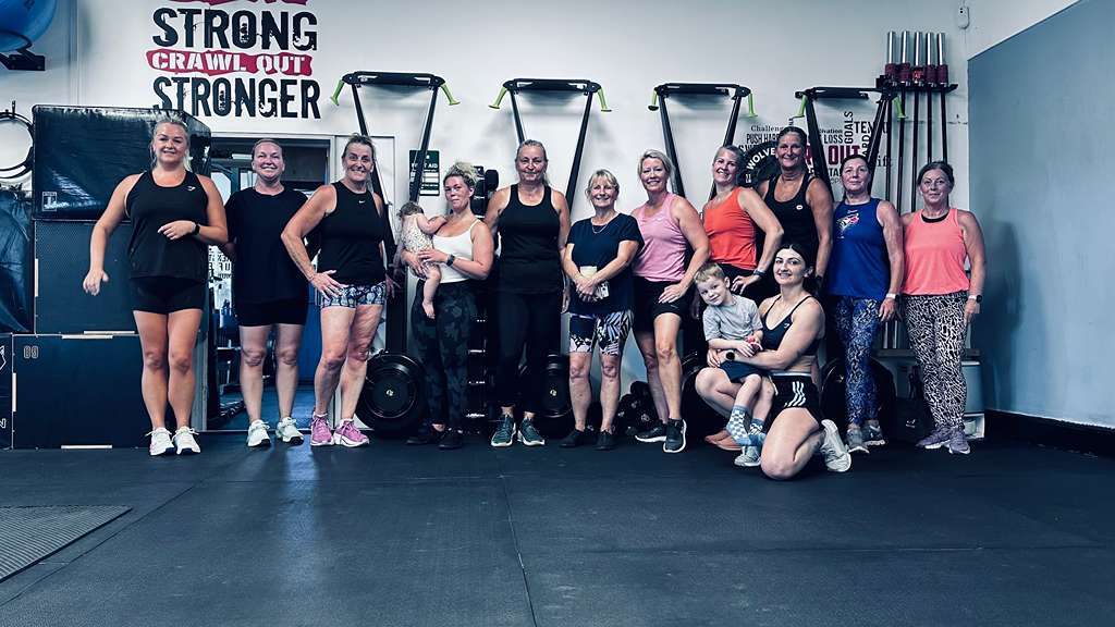 FSP Fitness members together at the studio in Peldon